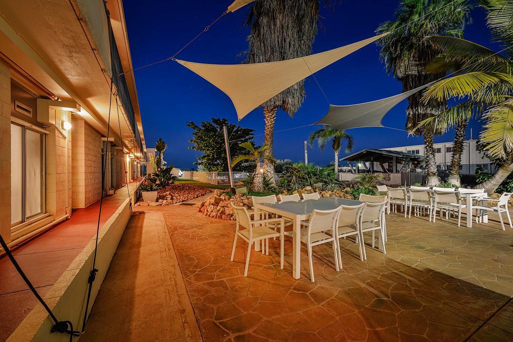 Sea Breeze Resort Exmouth Dış mekan fotoğraf