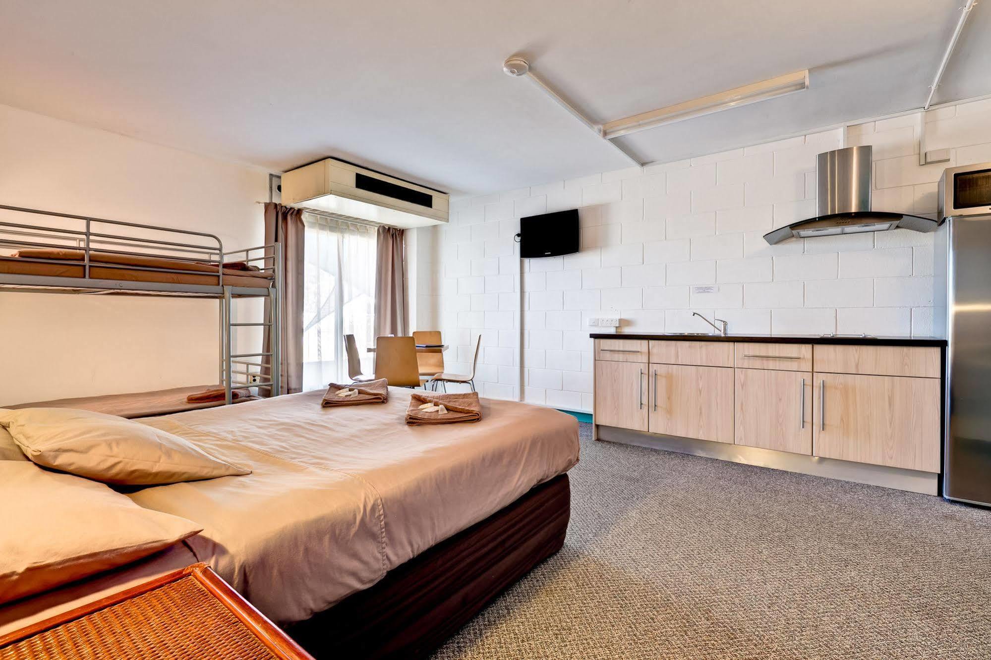 Sea Breeze Resort Exmouth Dış mekan fotoğraf