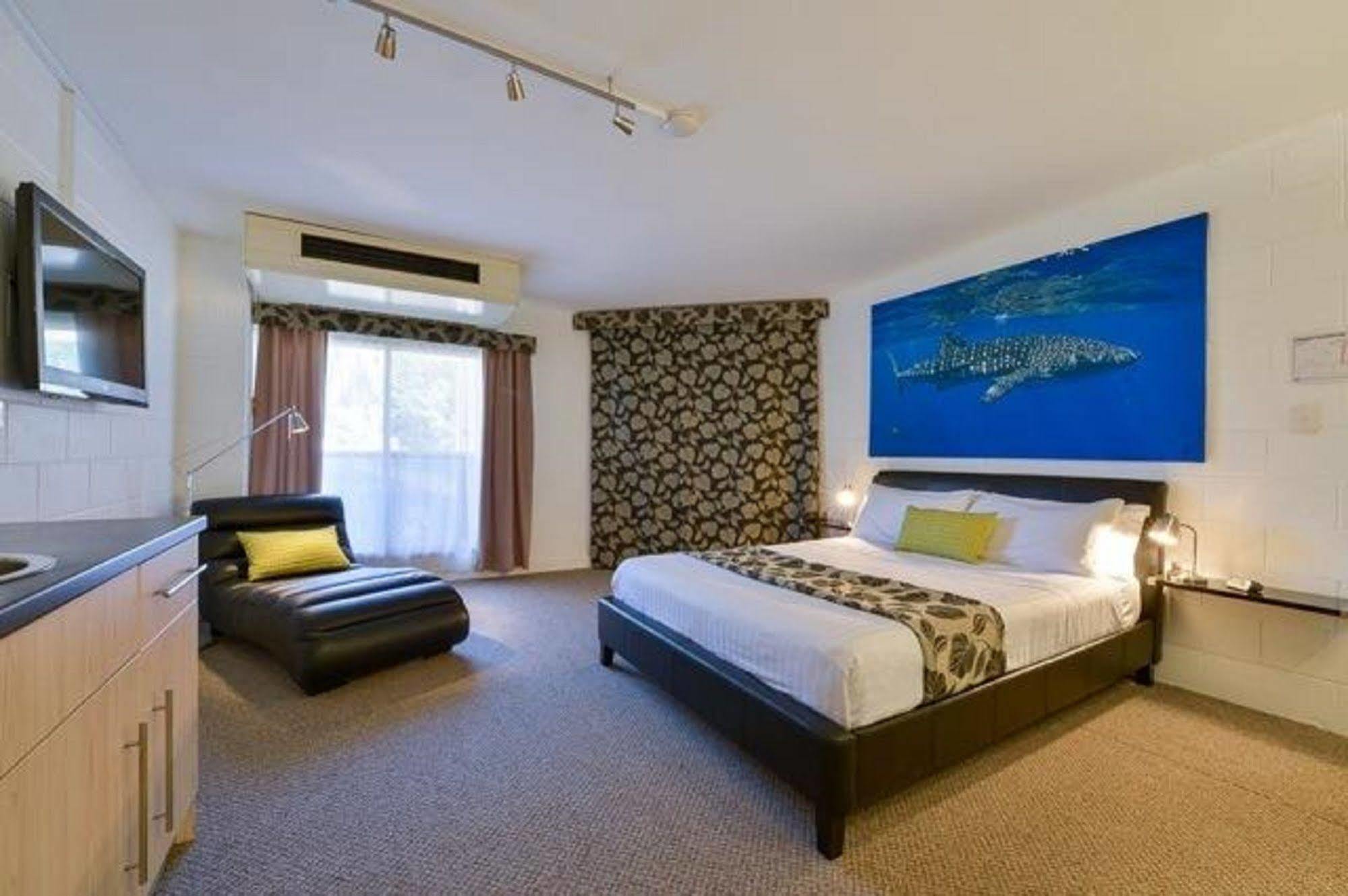 Sea Breeze Resort Exmouth Dış mekan fotoğraf