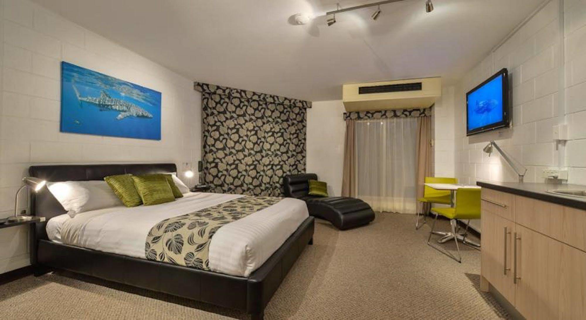 Sea Breeze Resort Exmouth Oda fotoğraf
